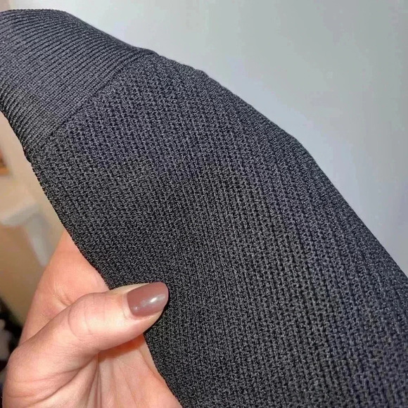 Babaton Sculpt Knit Criss Cross Cropped Tank black small - Picture 10 of 10